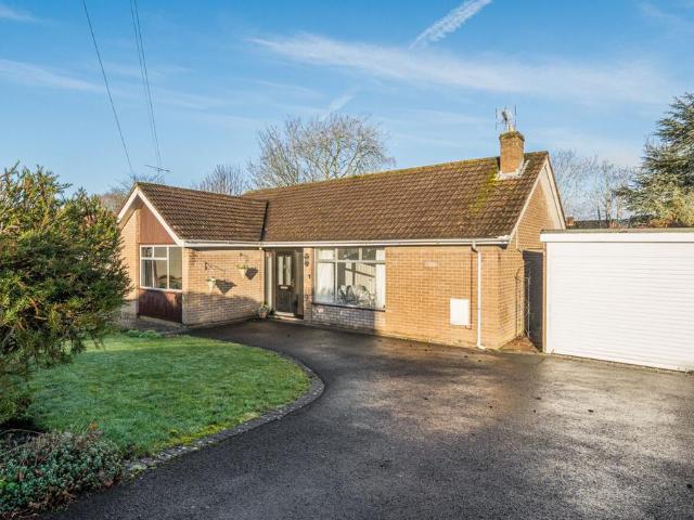 Bungalow for sale in Nailsea, North Somerset