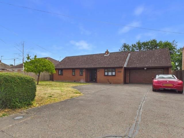 Bungalow for sale in Brookville, Norfolk