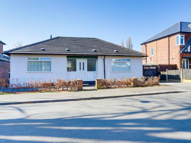 Bungalow for sale in Woodthorpe, Gedling