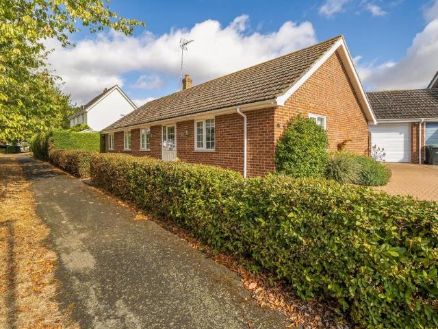Bungalow for sale in Hundon, Chedburgh