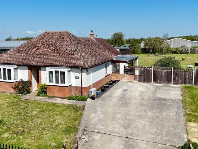 Bungalow for sale in Upton, Huntingdon