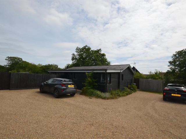 Bungalow for sale in Blackmore End, Chipping Hill
