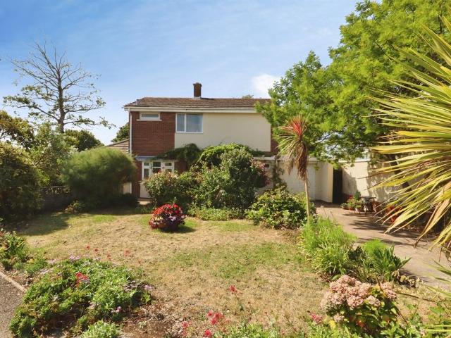 Bungalow for sale in Rhoose, Wales