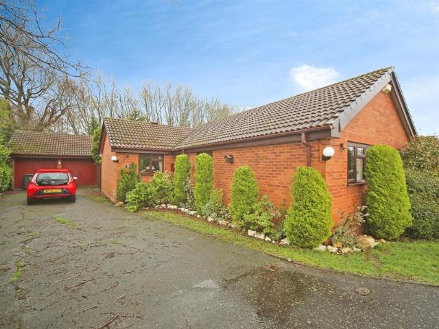 Bungalow for sale in Callow Hill, Redditch