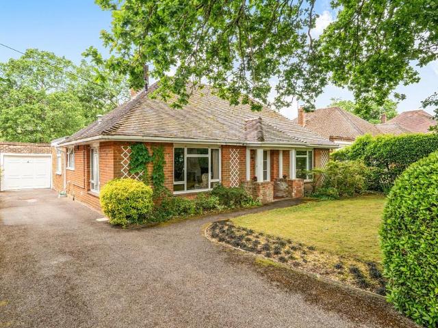 Bungalow for sale in Helford, Hampshire