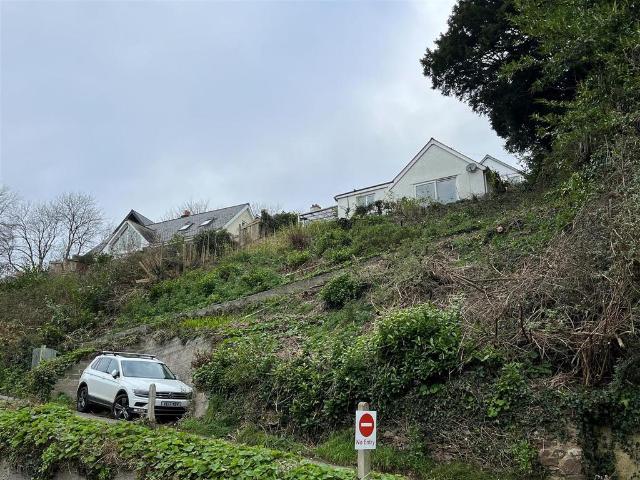 Bungalow for sale in Strode, Devon