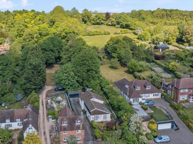 Bungalow for sale in Lower End, Totternhoe
