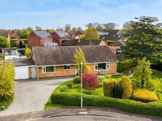 Bungalow for sale in Bedingfield, Suffolk