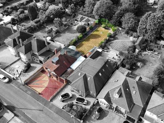 Bungalow for sale in Palmers Cross, West Midlands