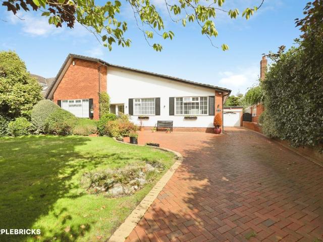 Bungalow for sale in Meols Cop, Southport