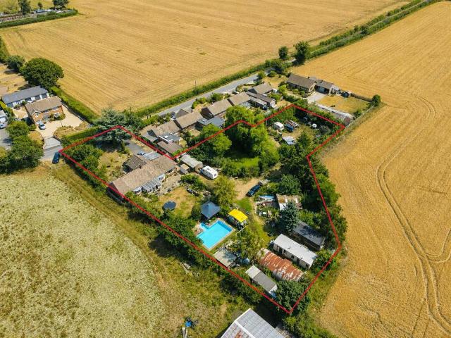 Bungalow for sale in Comers, Norfolk