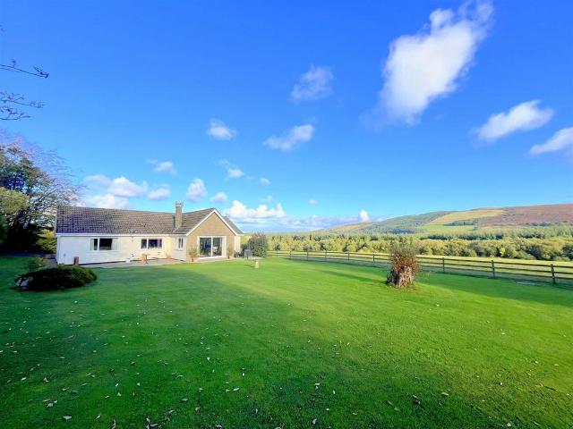Bungalow for sale in Nant Glas, Llanwrthwl