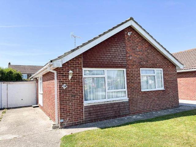 Bungalow for sale in Felpham, Clapham