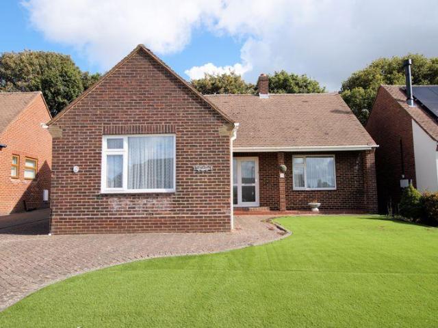 Bungalow for sale in Downend, Fareham