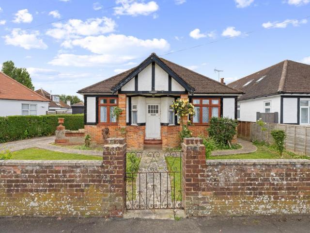 Bungalow for sale in Rose Green, Clapham