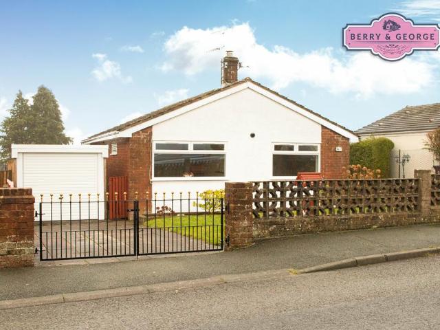 Bungalow for sale in Halkyn, Pentre Halkyn
