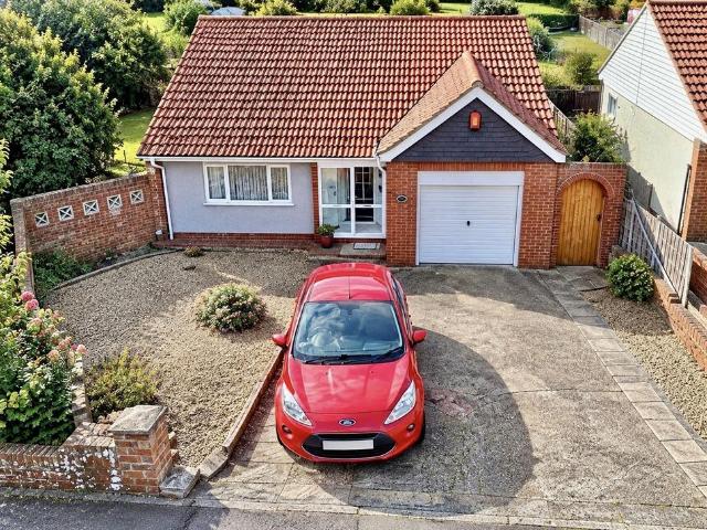Bungalow for sale in Palm Bay, Thanet