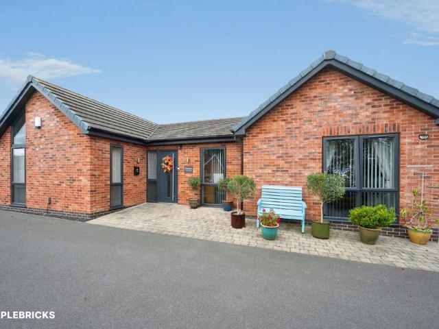 Bungalow for sale in Potters Corner, East Midlands