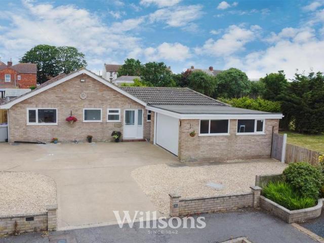 Bungalow for sale in Mablethorpe and Sutton, Belleau