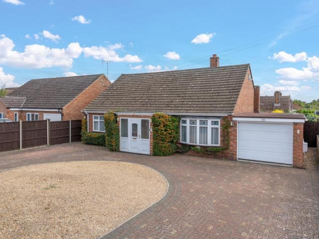 Bungalow for sale in Huntingdon