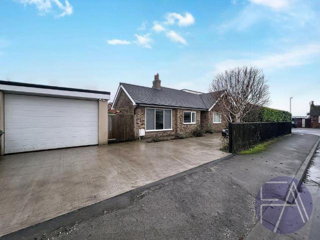 Bungalow for sale in Roby Mill, Lancashire