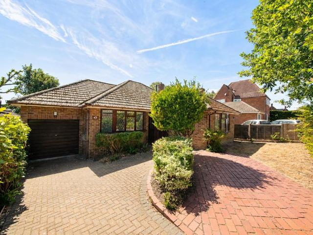 Bungalow for sale in Winkfield