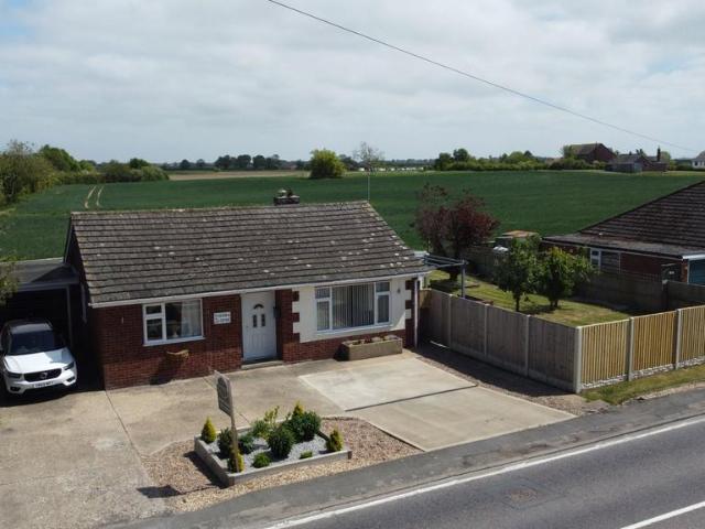 Bungalow for sale in Belleau, Lincolnshire
