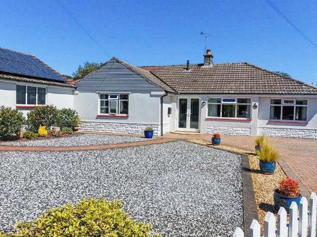 Bungalow for sale in Ebblake, Verwood