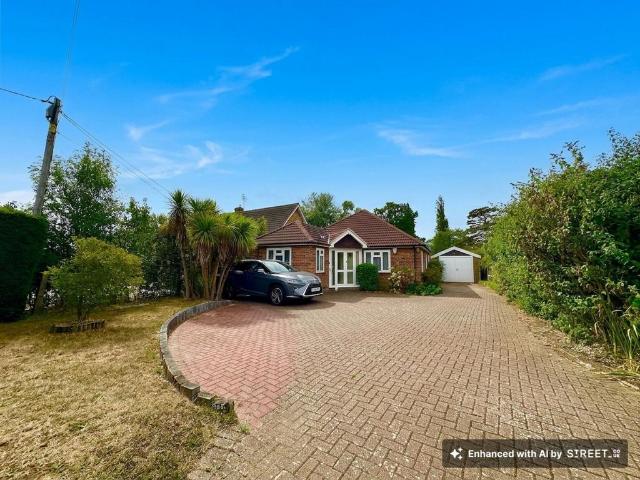 Bungalow for sale in Noak Hill, Essex