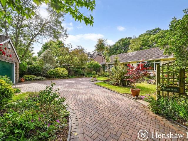 Bungalow for sale in Barton Stacey, Hampshire