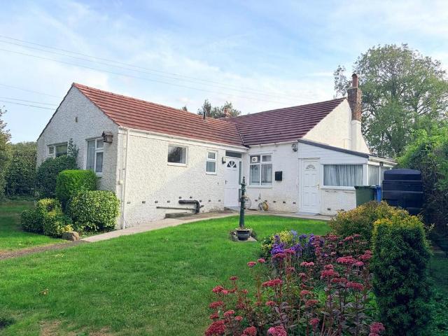 Bungalow for sale in Burton Fleming