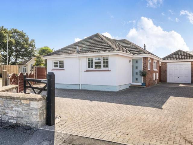 Bungalow for sale in Nailsea, North Somerset
