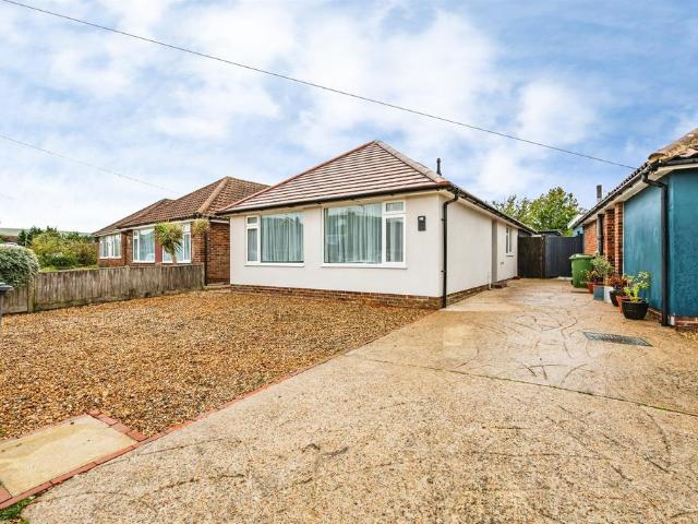 Bungalow for sale in Wannock, Wealden