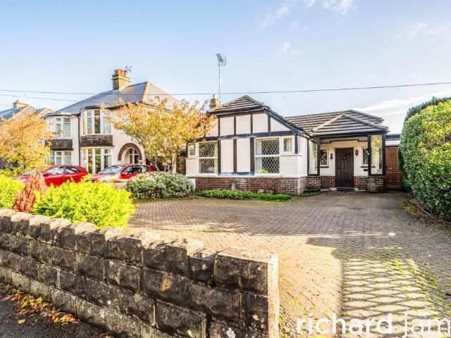 Bungalow for sale in Old Town, Swindon