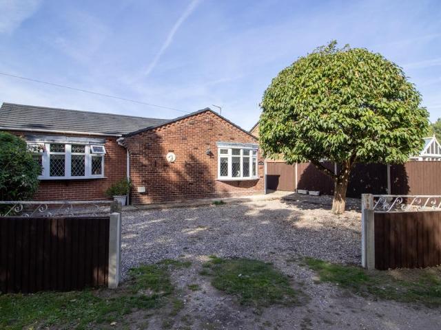 Bungalow for sale in Comers, Norfolk