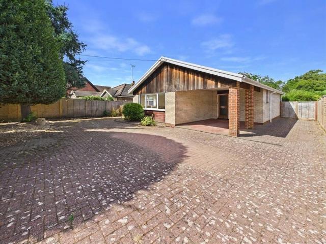 Bungalow for sale in Bolton Low Houses, Hampshire
