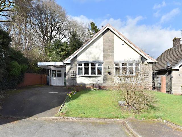 Bungalow for sale in Kingswinford, West Midlands