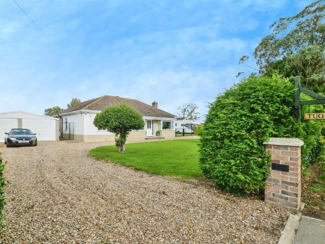 Bungalow for sale in Belleau, Lincolnshire