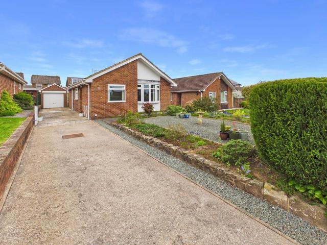 Bungalow for sale in Woolaston, Bromsberrow Heath