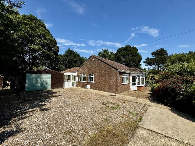 Bungalow for sale in Belleau, Lincolnshire