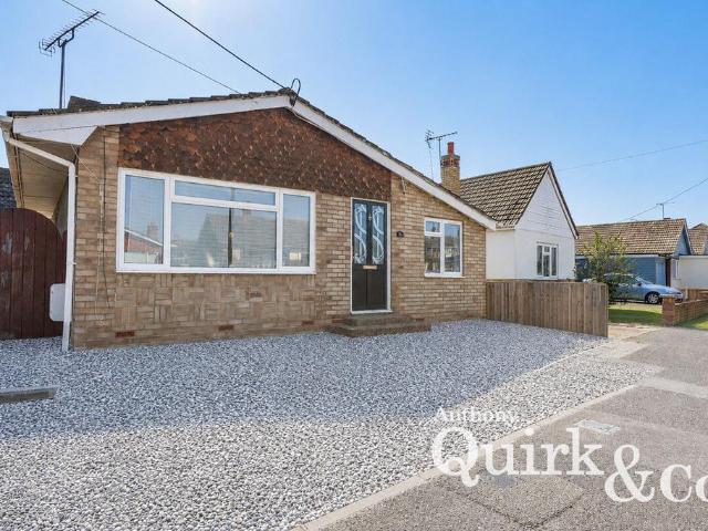 Bungalow for sale in Leigh Beck, Essex