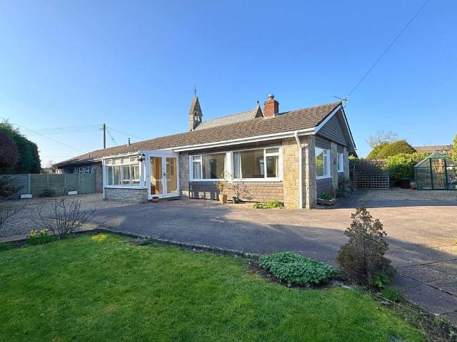 Bungalow for sale in Bishops Frome