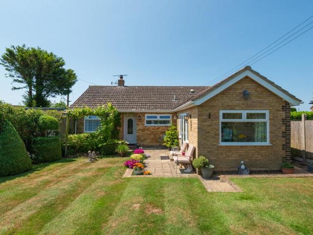 Bungalow for sale in Bekesbourne-with-Patrixbourne, The Bridge