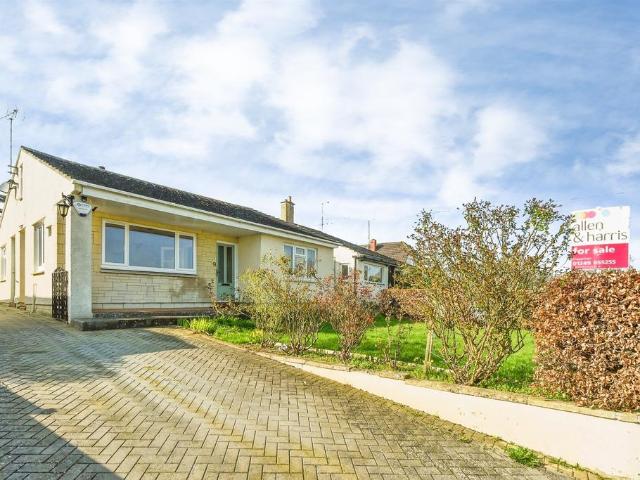 Bungalow for sale in Chippenham, Wiltshire