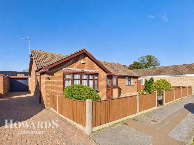 Bungalow for sale in Eastbridge, Suffolk