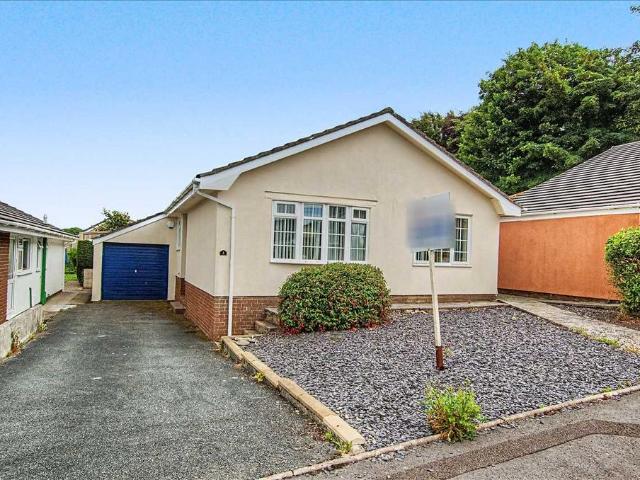 Bungalow for sale in Monkton, Pembroke
