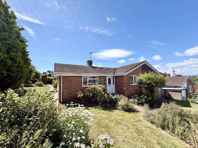 Bungalow for sale in Brixington, Budlake