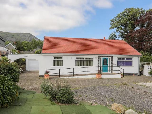 Bungalow for sale in Pen-y-Coed, Penmaenmawr