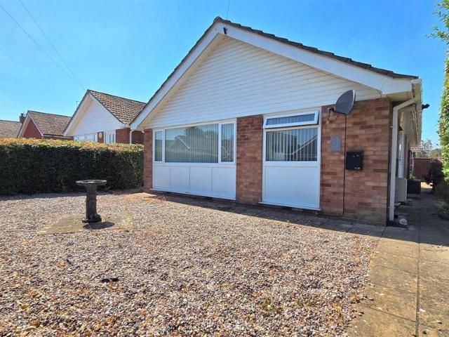 Bungalow for sale in Belton with Browston, Stokesby