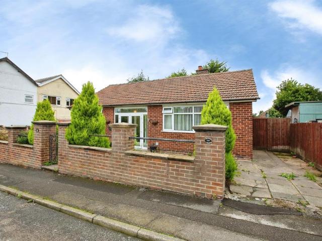Bungalow for sale in Eastwood, Attenborough